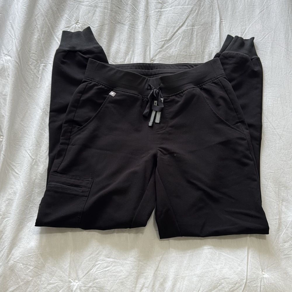 FIGS | Limited Edition Zamora Joggers - Picture 2 of 6